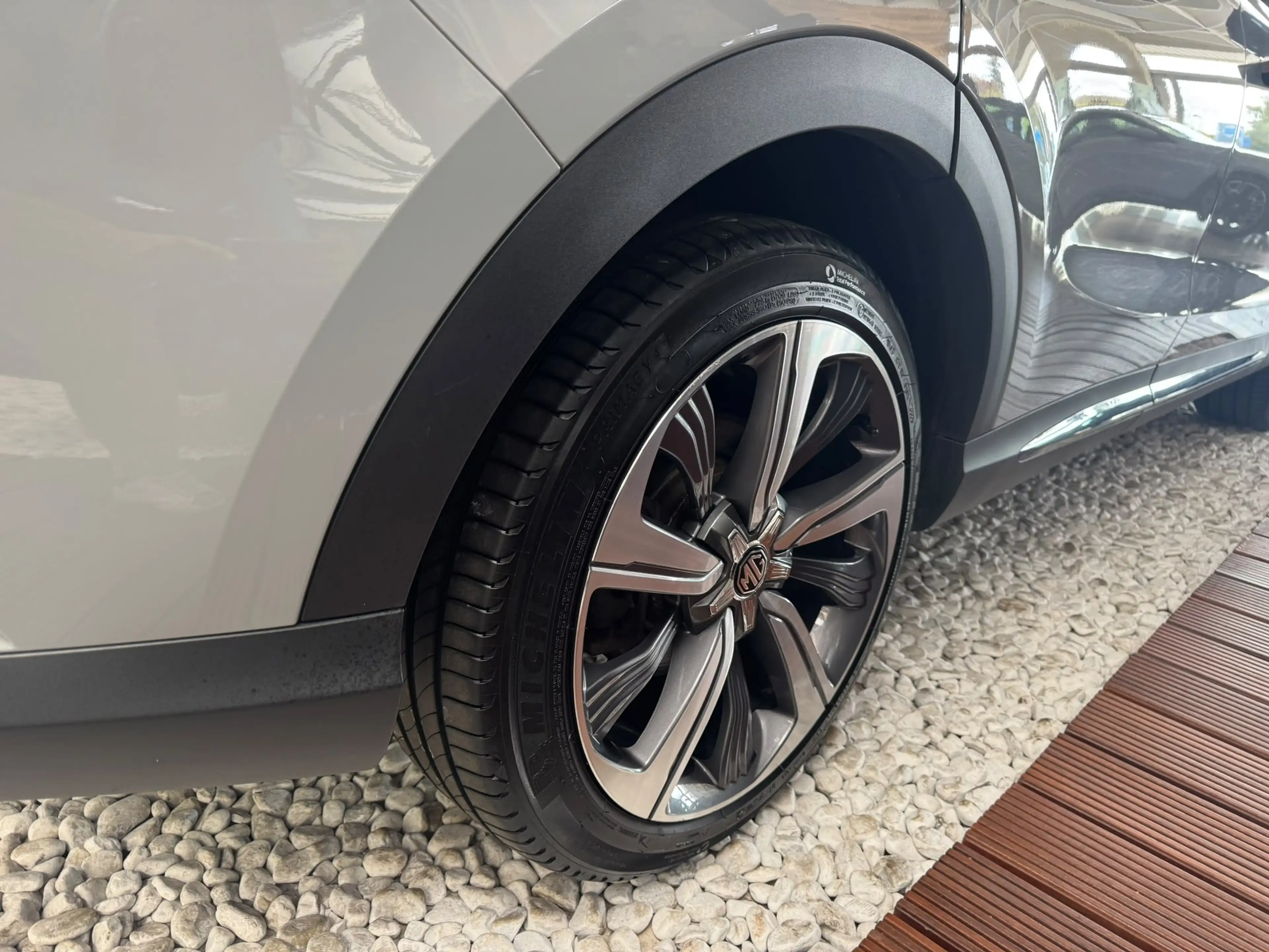 MG Marvel R Performance BOSE Pano Sitzbelüftung Mem — photo 7