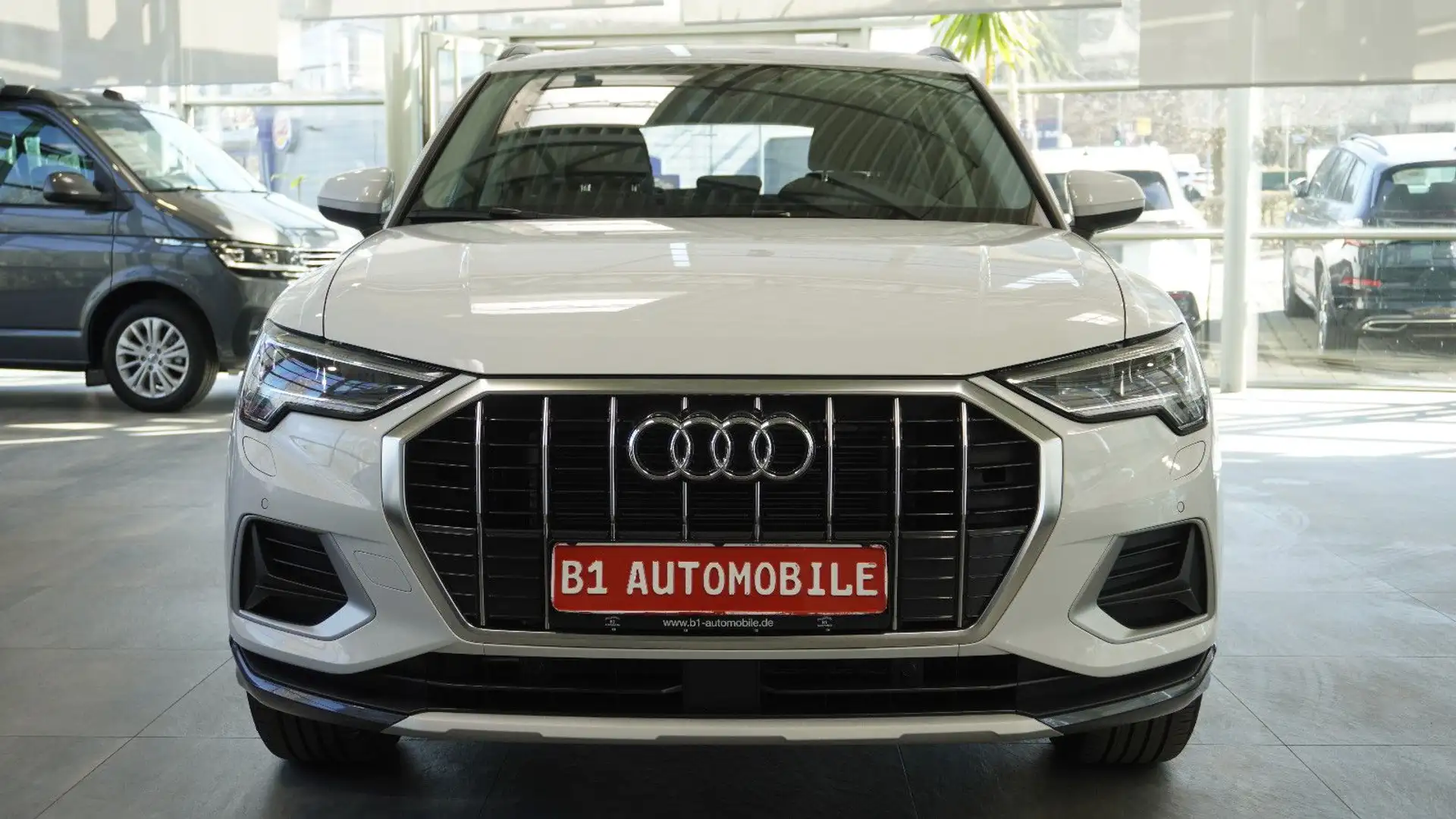 Audi Q3 35 TFSI advanced*ACC*AHK*STAHZ*LED* Weiß - 2