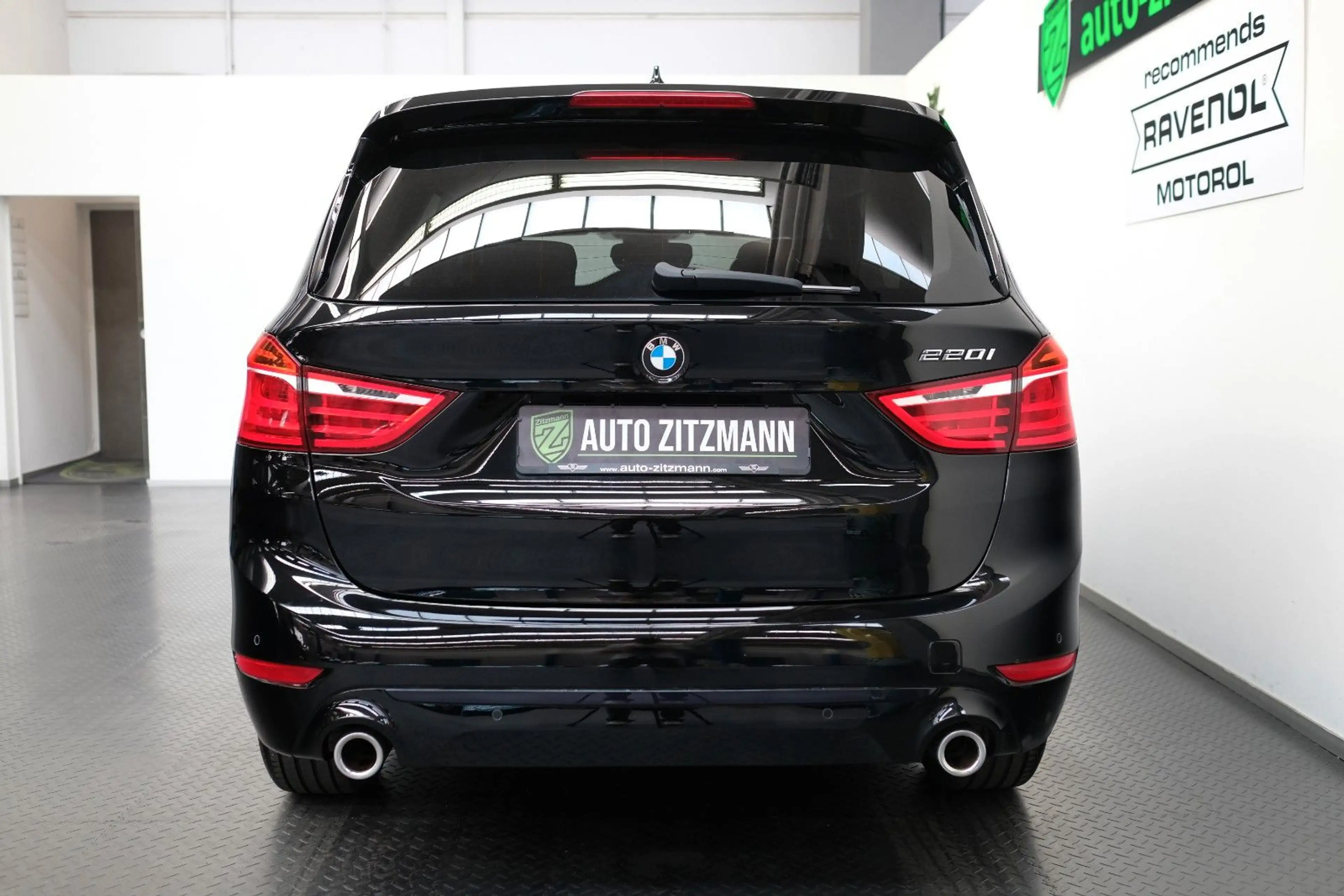 BMW 220 Sport Line/7SITZ/NAVI/SITZH/DAB — photo 7