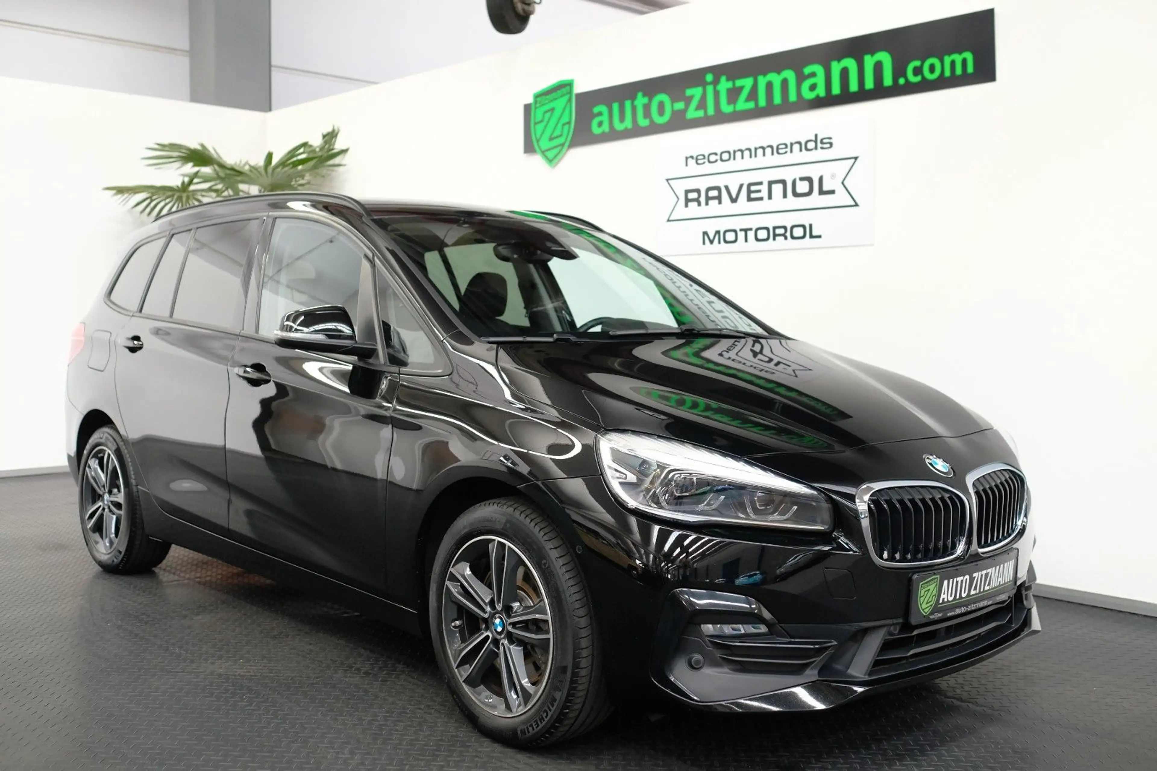 BMW 220 Sport Line/7SITZ/NAVI/SITZH/DAB