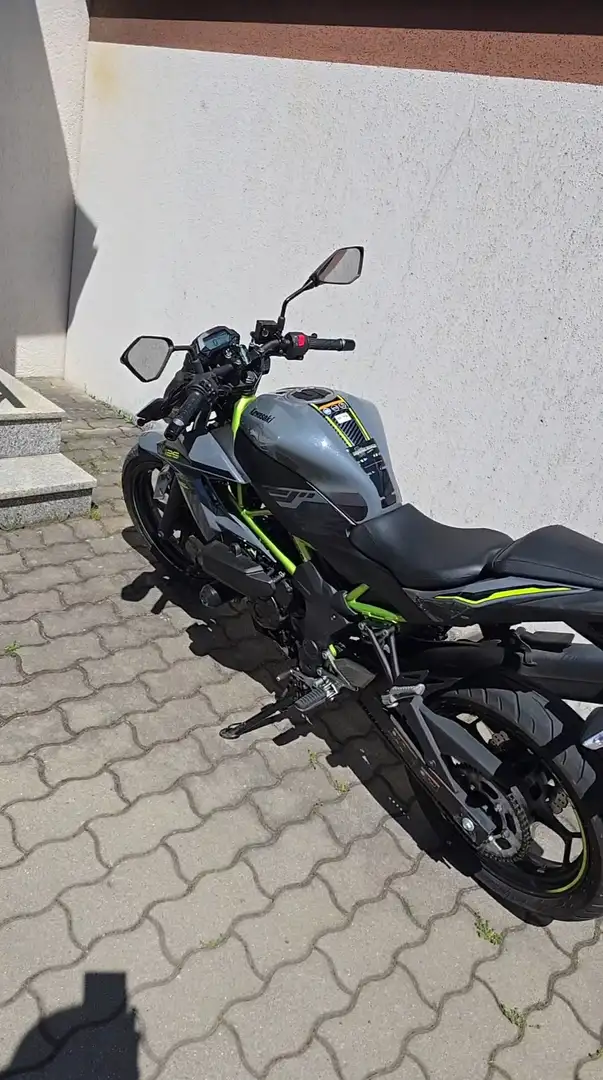 Kawasaki Z 125 Grigio - 1