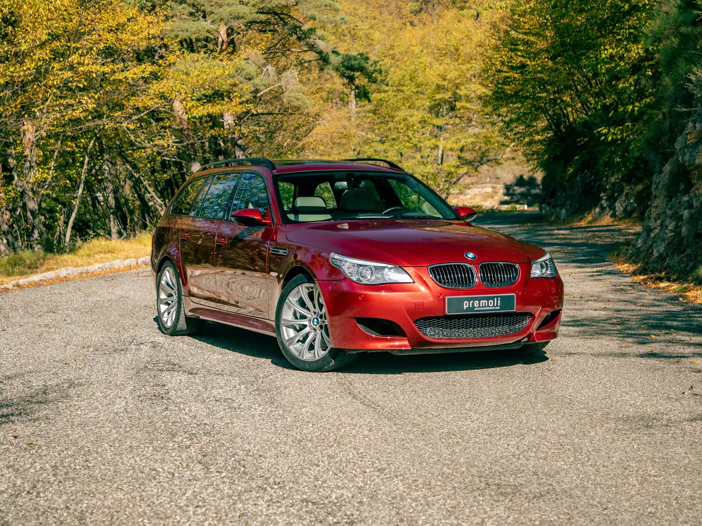 BMW M5 Touring HeadUp/Panorama Rojo - 1