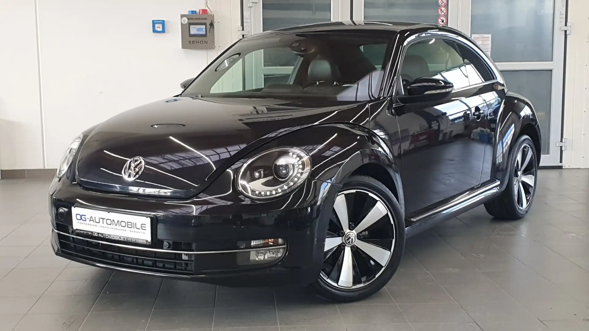 Volkswagen Beetle 1.4 TSI Sport*Bi-Xenon*NAVI*PDC*SHZ*Tempomat Schwarz - 1