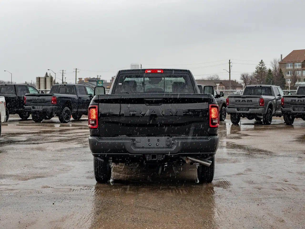 RAM 2500 снимка RAM 2500