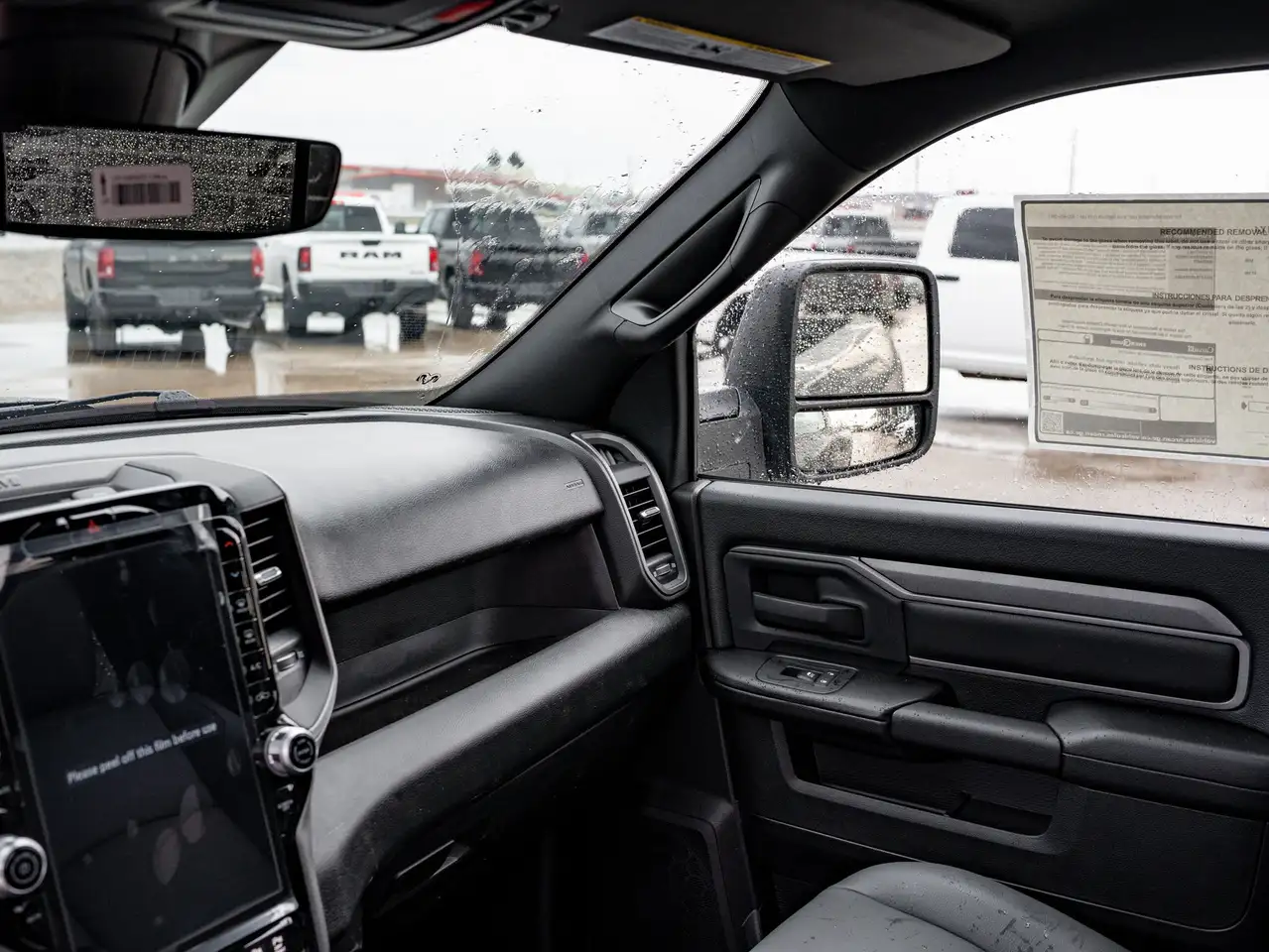 RAM 2500 снимка RAM 2500