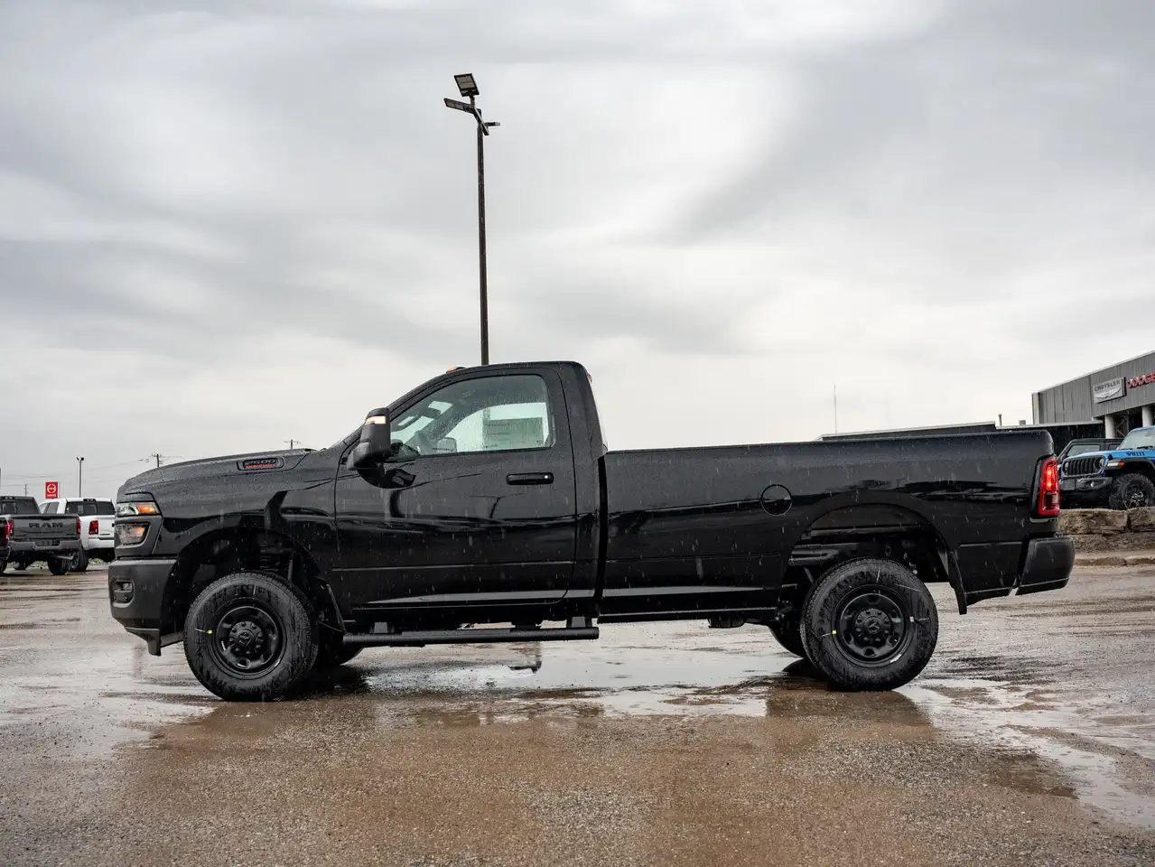 RAM 2500 снимка RAM 2500