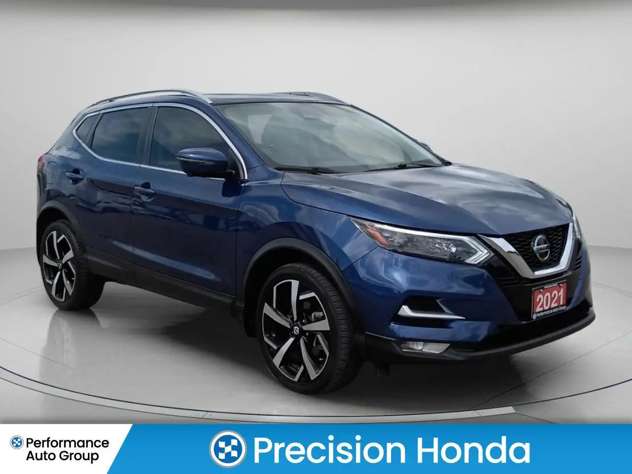 Nissan Qashqai снимка Nissan Qashqai