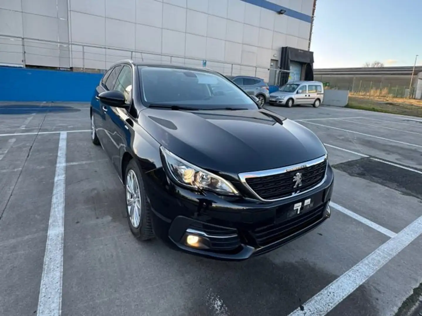 Peugeot 308 308 SW PureTech 110 Stye (110PK) Noir - 2