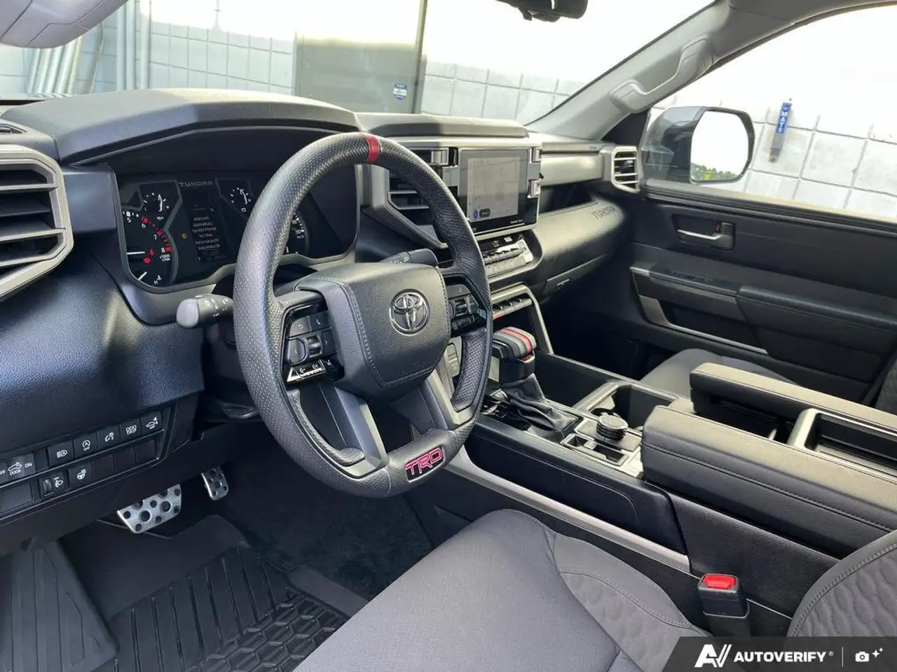 Toyota Tundra photo Toyota Tundra