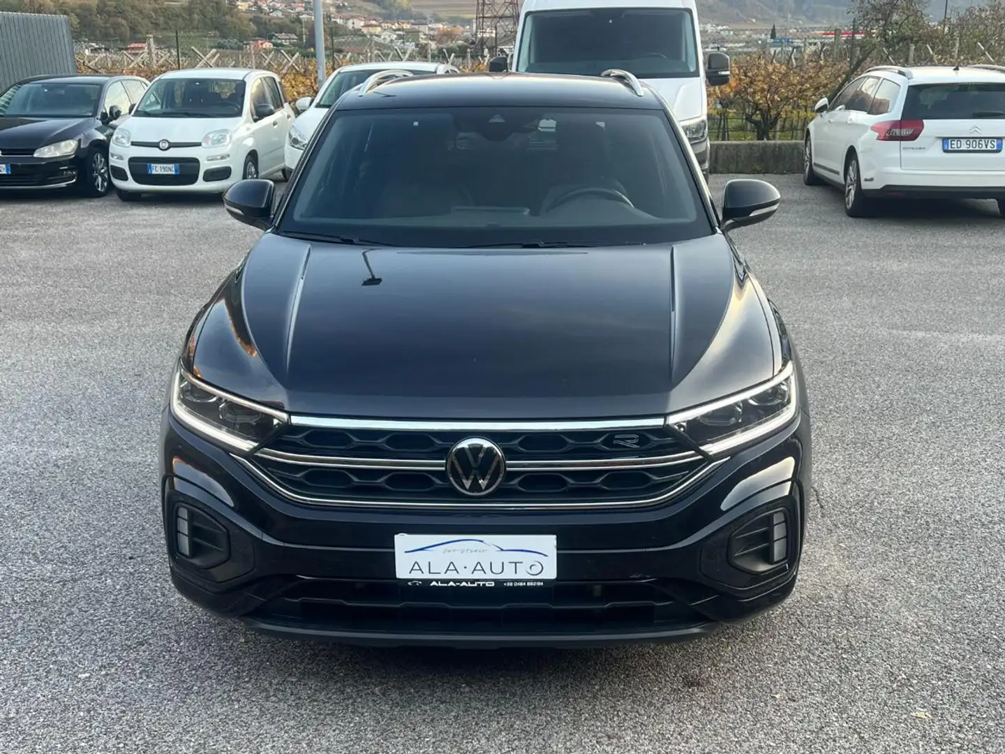 Volkswagen T-Roc 2.0 TDI SCR 150 CV DSG R-Line Noir - 1