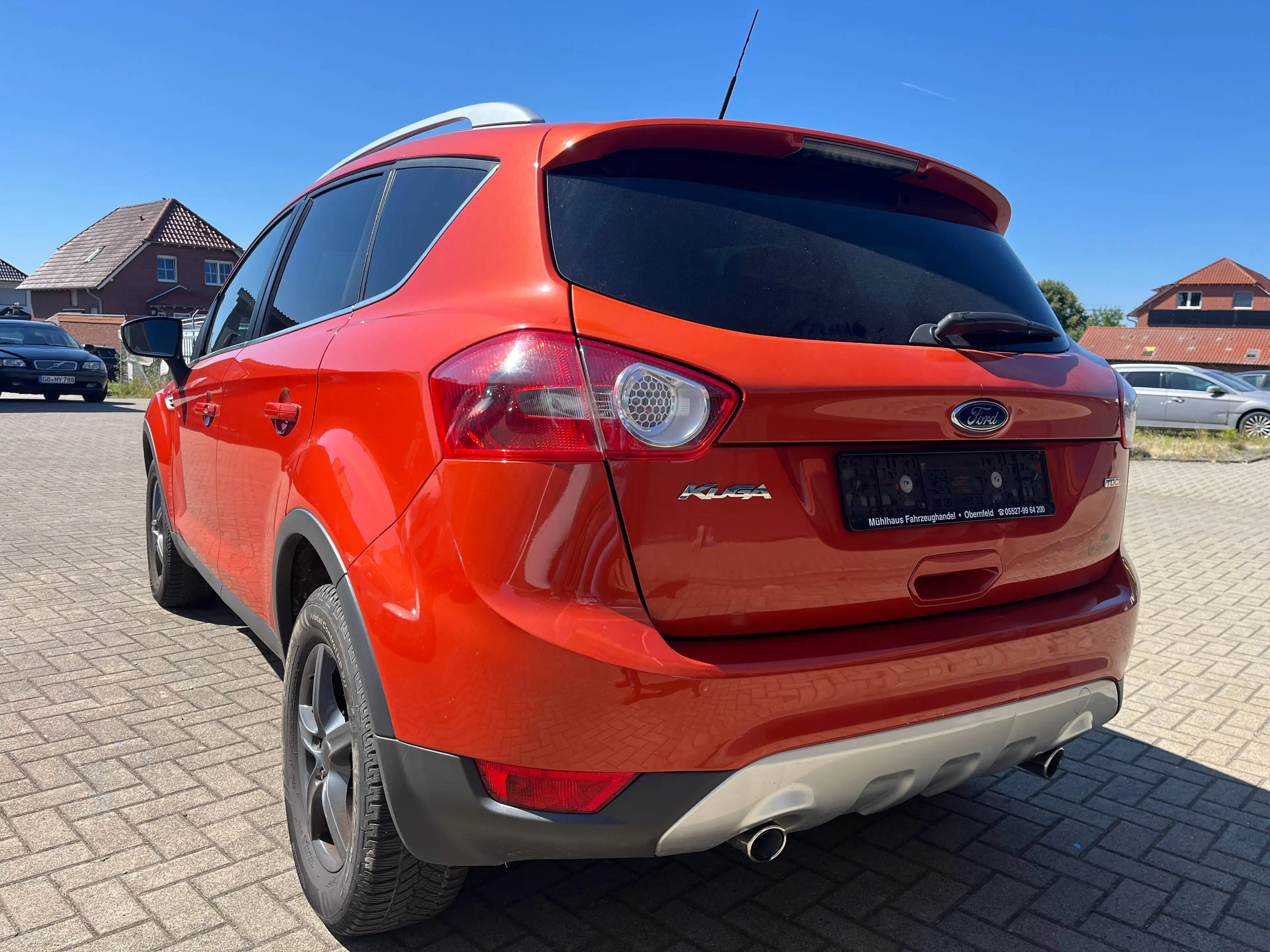 Ford Kuga 2.0 TDCi, EZ 11.2010, 140 PS, TÜV neu, 1. Hand, Alu — photo 6