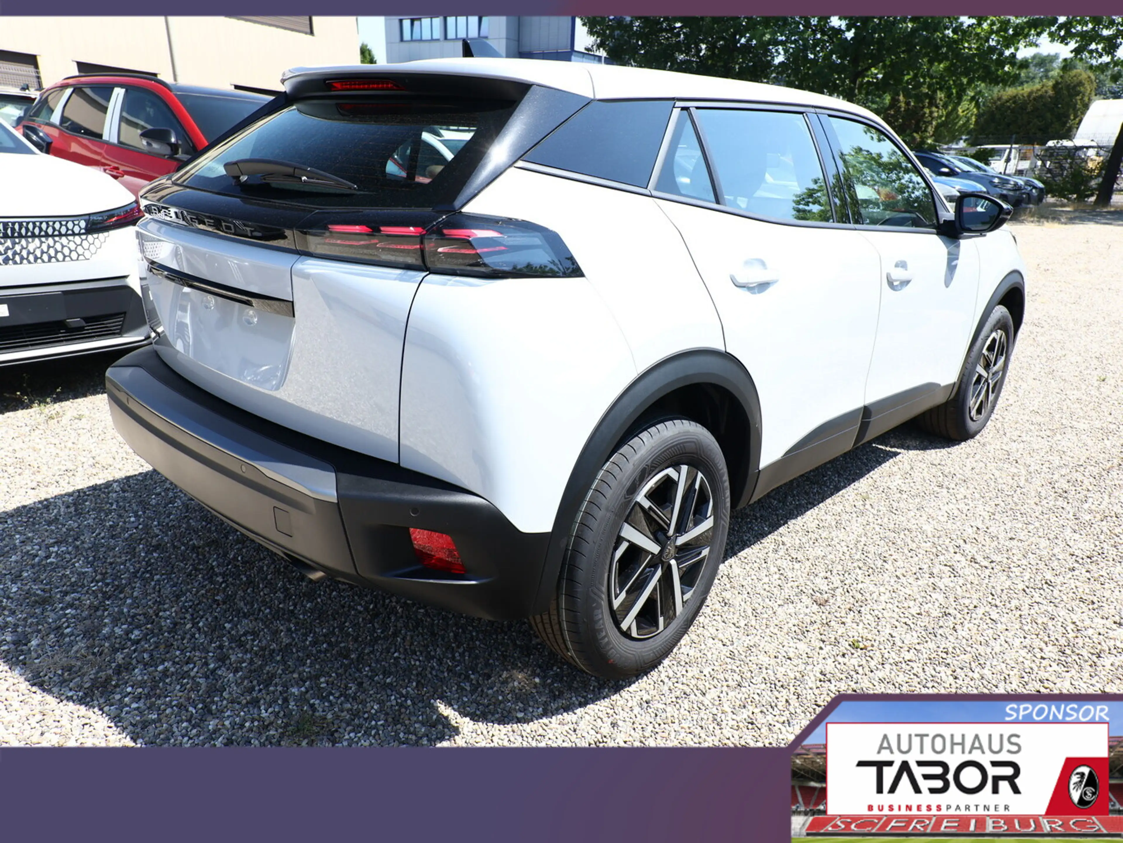 Peugeot 2008 Style Kam Nav SHZ PDC CarP LED UVP-42%* — photo 3