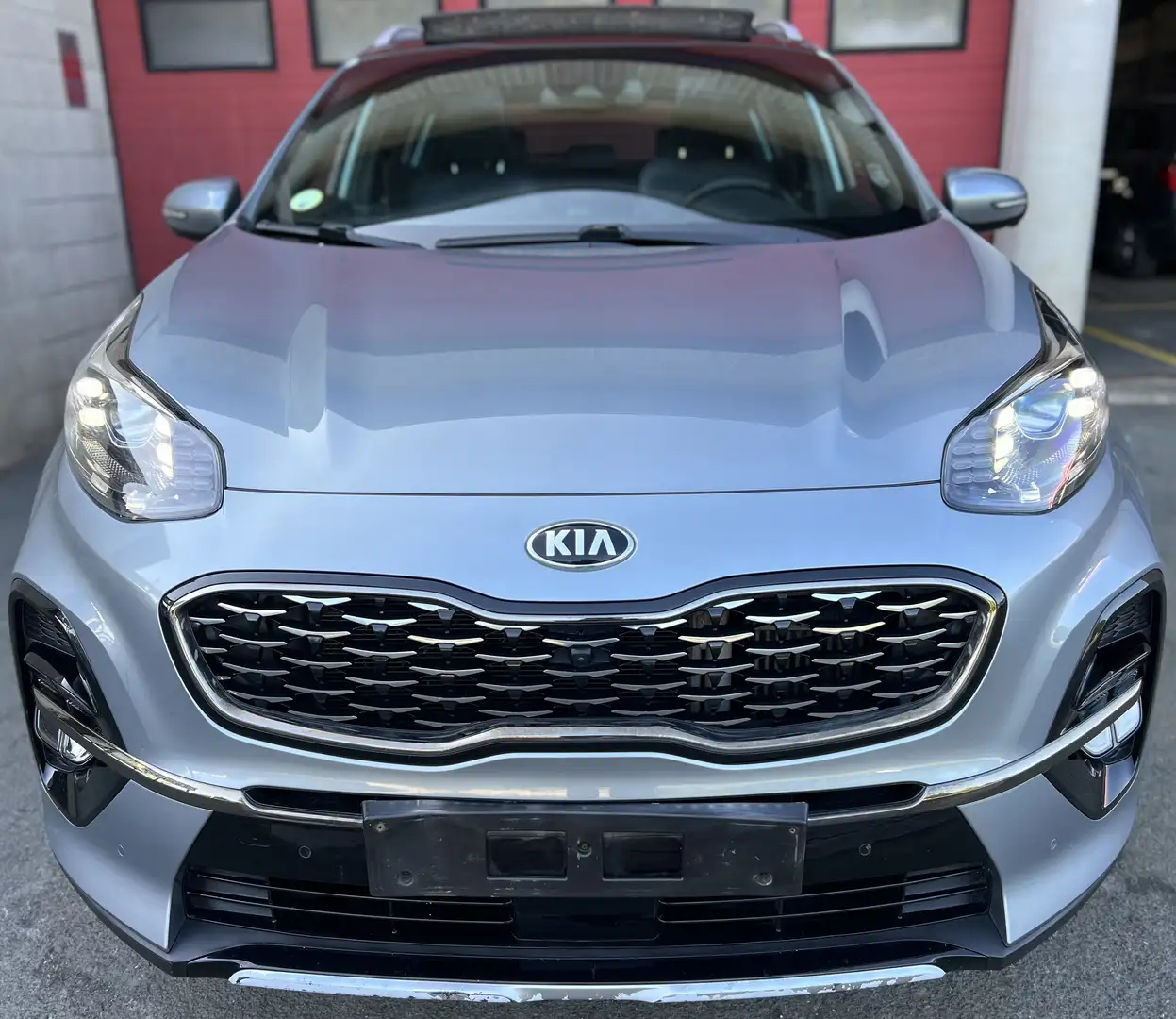 Kia Sportage 1.6 CRDi 4WD GT Line Lux DCT / FULL OPTIONS Grijs - 2