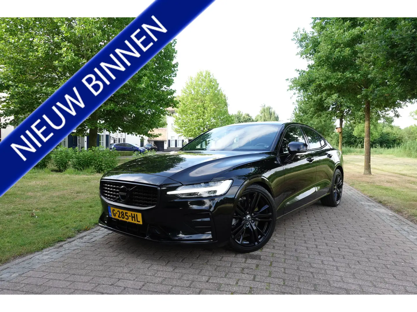Volvo S60 2.0 T5 R-Design | Cruise control | Harman Kardon | Czarny - 1