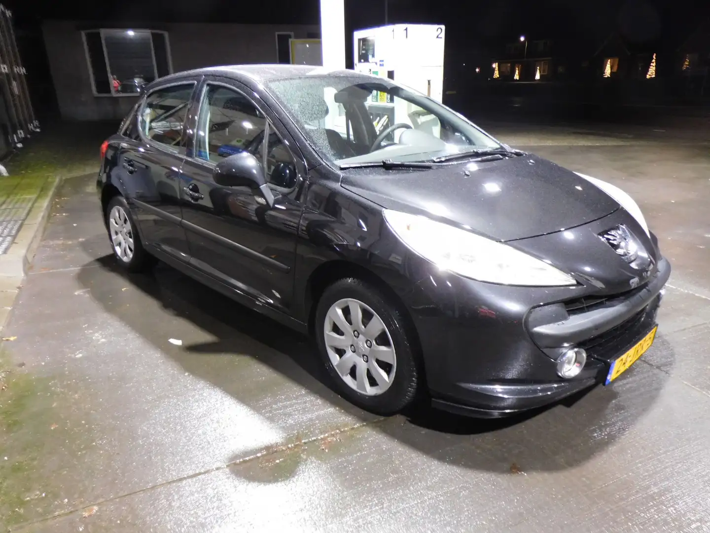 Peugeot 207 1.4 VTi Look Staat in De Krim Schwarz - 2