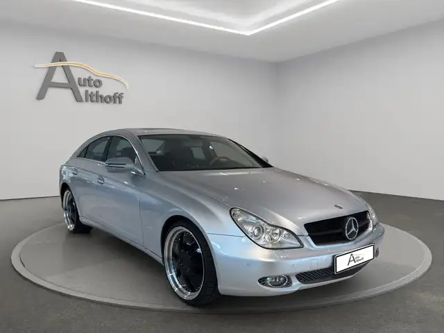 Mercedes-Benz CLS 350 SITZBEL SHZ PARK HARMANK WENIG KILOMETER