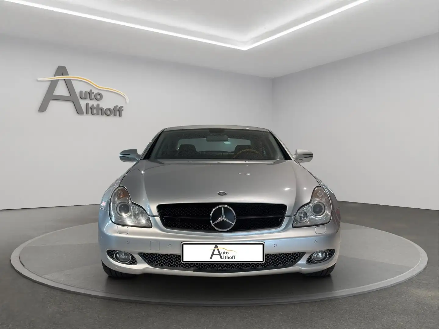 Mercedes-Benz CLS 350 SITZBEL SHZ PARK HARMANK WENIG KILOMETER Silber - 2