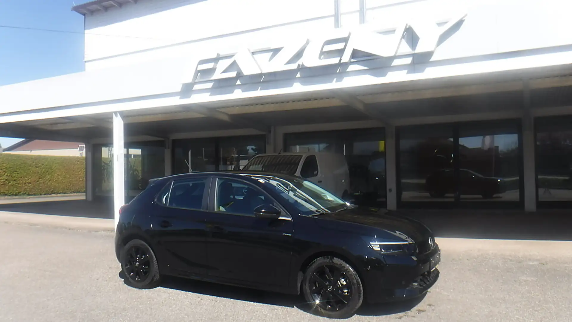 Opel Corsa 1,2 Direct Injection Turbo Euro 6.4 Schwarz - 1