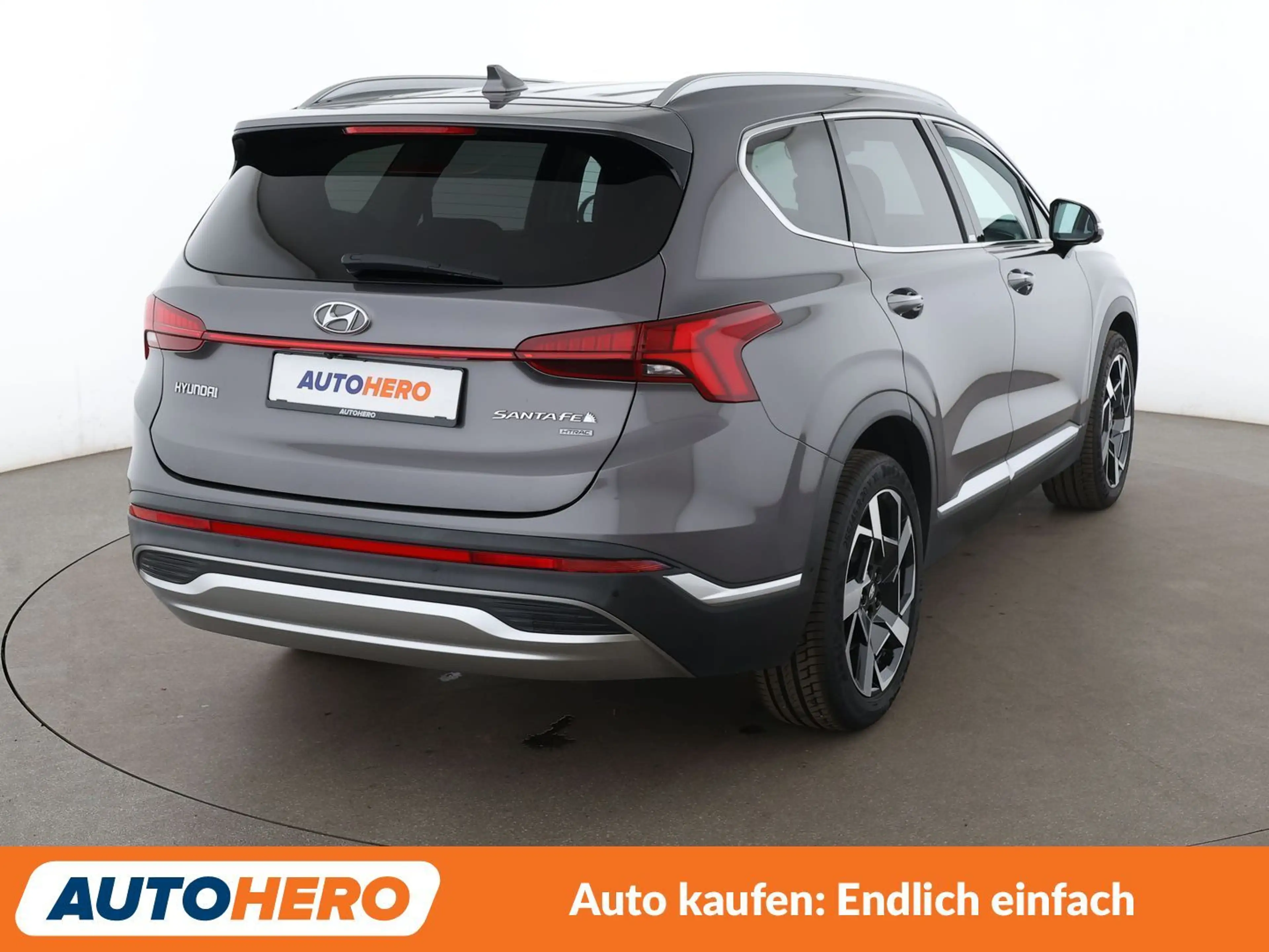Hyundai SANTA FE 2.2 CRDi Prime 4WD Aut.*NAVI*HEAD-UP*LED*ACC*KRELL — photo 6
