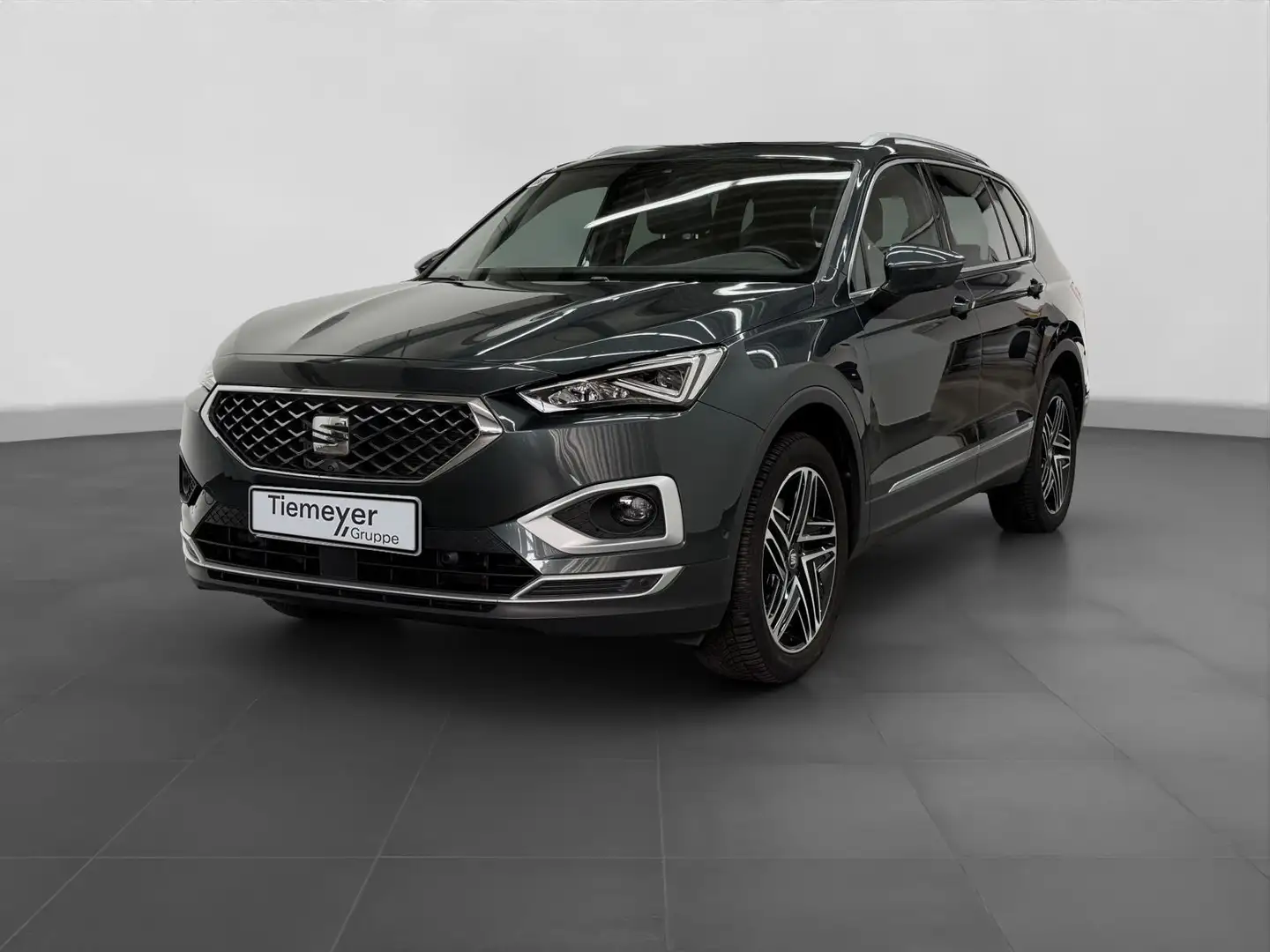 SEAT Tarraco Xcellence 4Drive XCELLENCE AHK KAMERA 7S Grün - 2