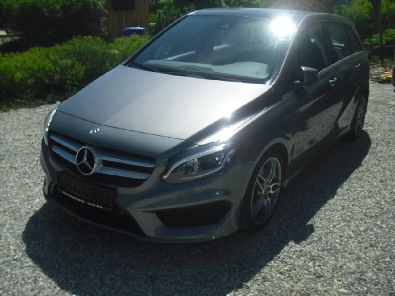 Mercedes-Benz B 250