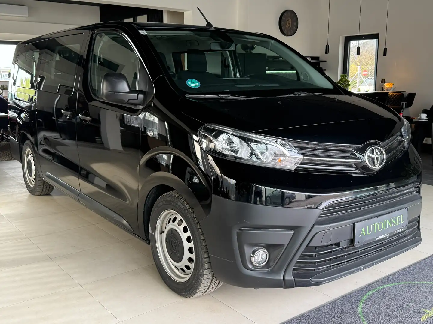 Toyota Proace L2 Kombi Comfort Lang Černá - 2
