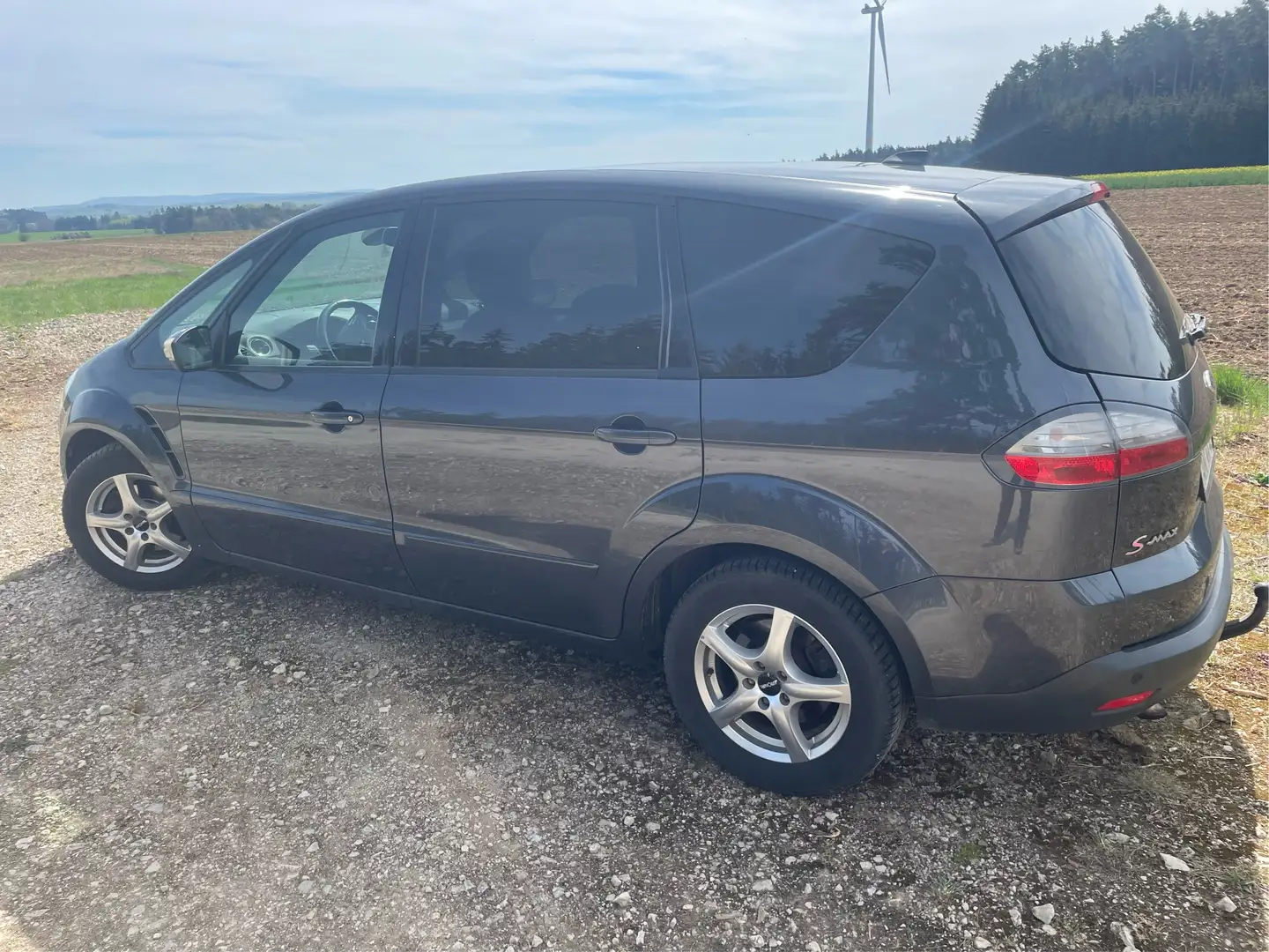 Ford S-Max S-Max 2.0 TDCi DPF Titanium Grau - 1