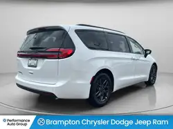 Chrysler Pacifica 2027