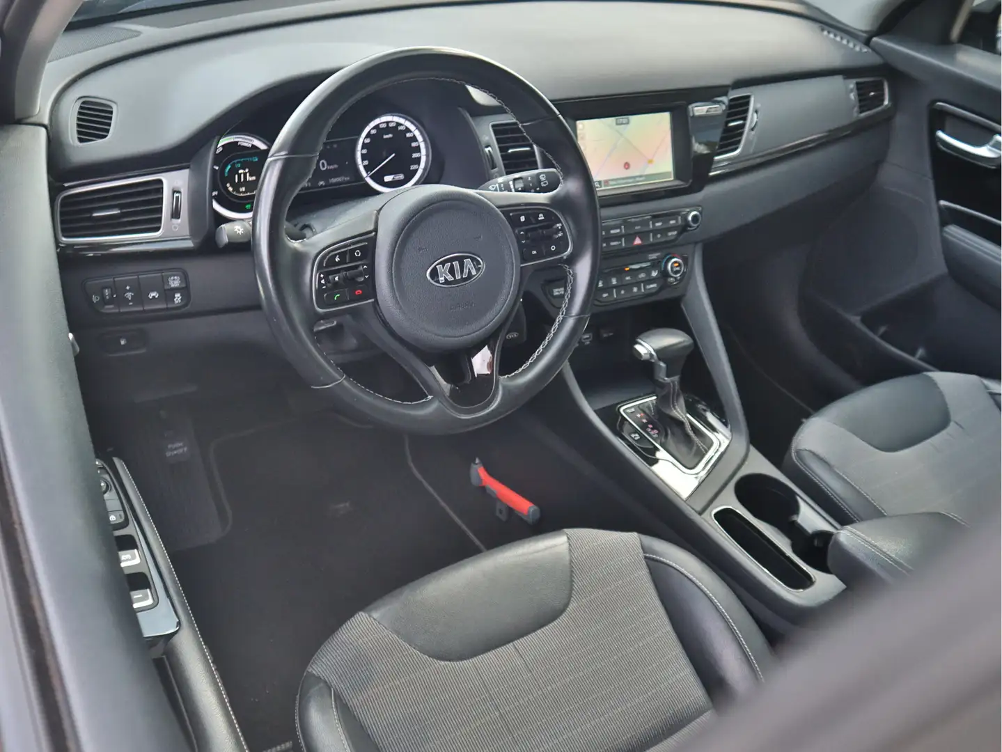 Kia Niro 1.6 GDi Hybrid DynamicLine CarPlay | Camera | Navi Grijs - 2