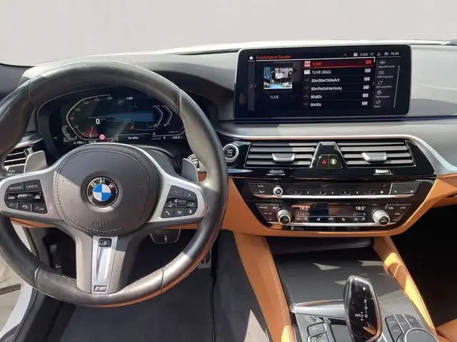 BMW M view 11