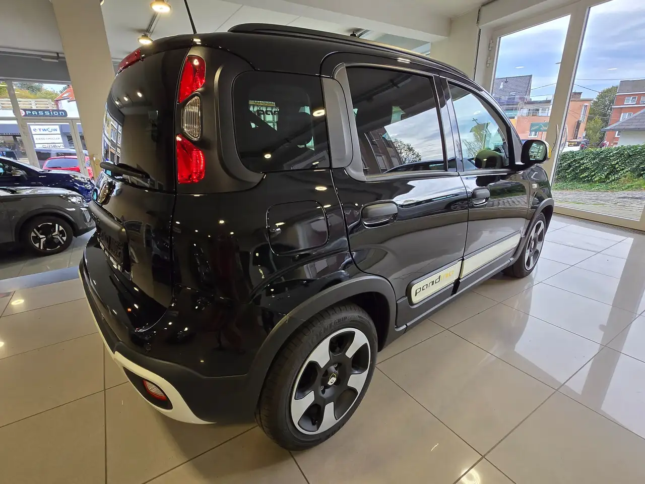 Fiat Panda Pandina 1.0i MHEV Cross, миниатюра 3