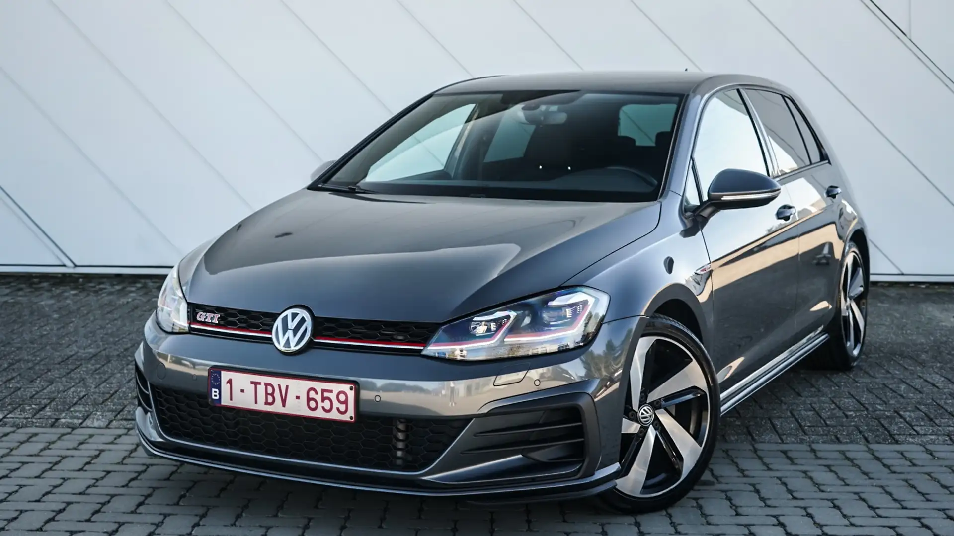 Volkswagen Golf GTI ADAPTIVECRUIZE*LED*LANEASSIST*APPLECARPLAY*DSG*.. Grijs - 2