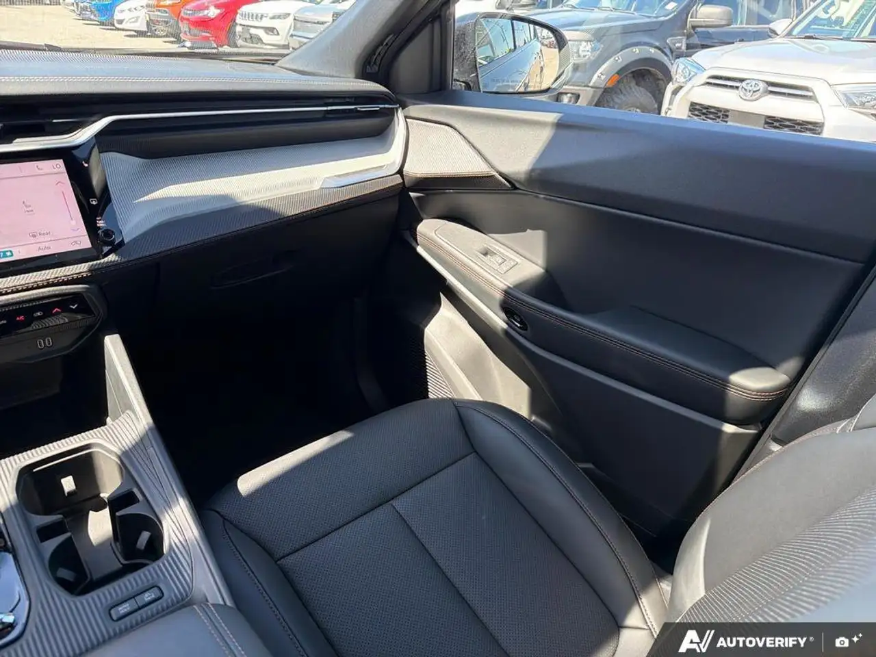 Jeep Cherokee photo Jeep Cherokee