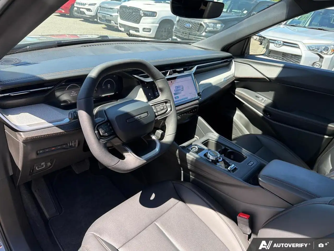 Jeep Cherokee photo Jeep Cherokee