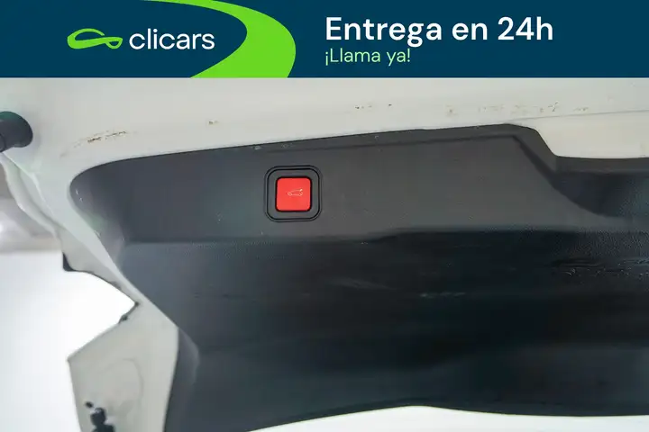 Jeep Avenger 1.2 Turbo Altitude 2023, foto 18