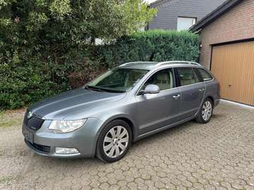 Superb II Combi Diesel Combi 1.6 TDI GreenLine