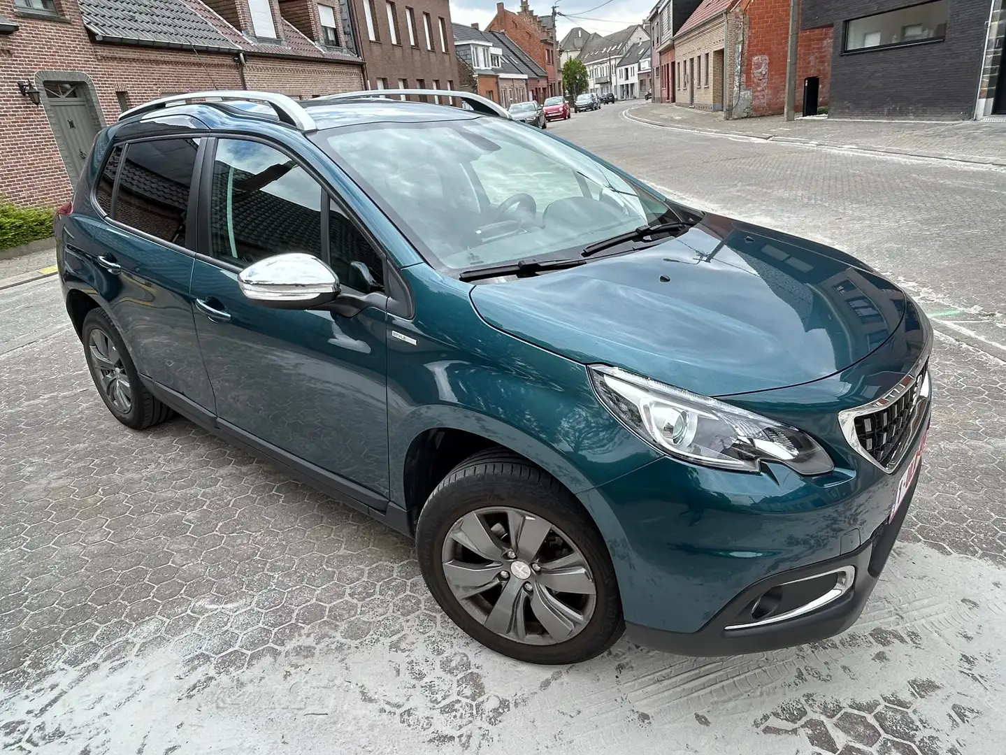 Peugeot 2008 2008 Style PureTech 82 Vert - 1