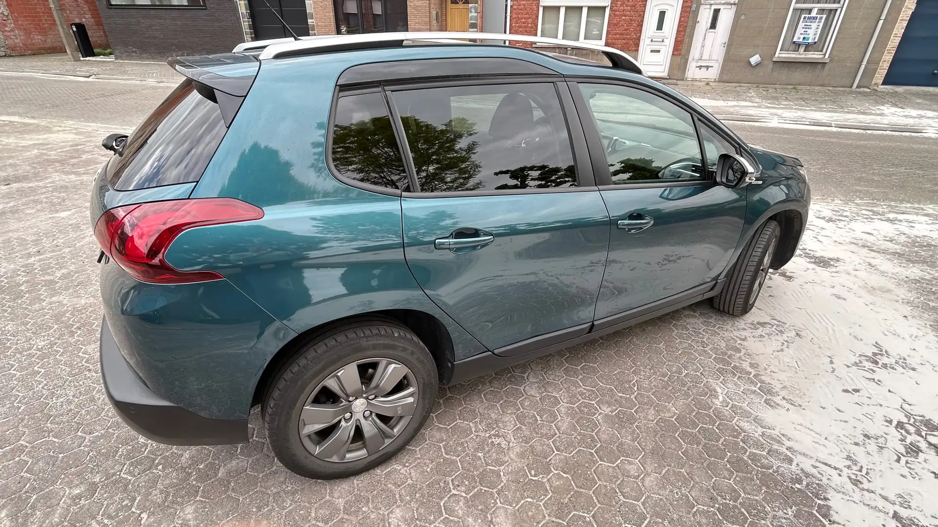 Peugeot 2008 2008 Style PureTech 82 Vert - 2