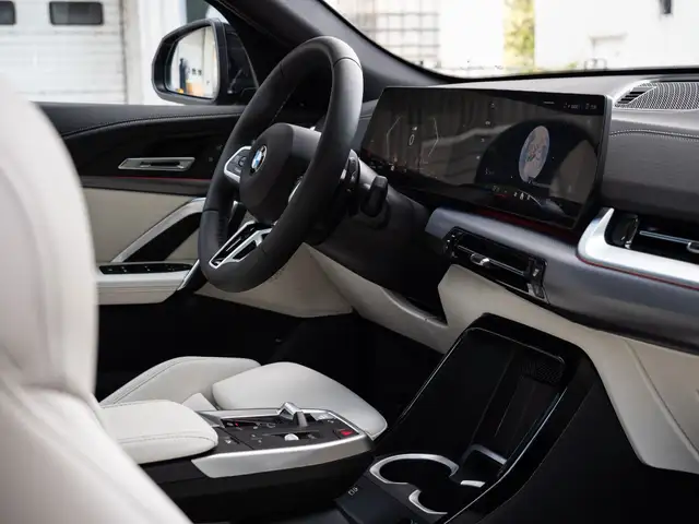BMW X2 view 15