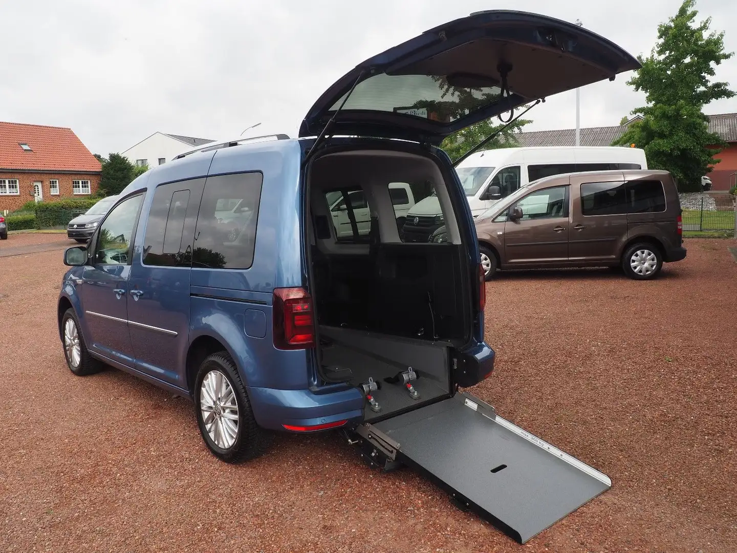Volkswagen Caddy Highline Automatik Kamera Rollstuhlgerecht Bleu - 1