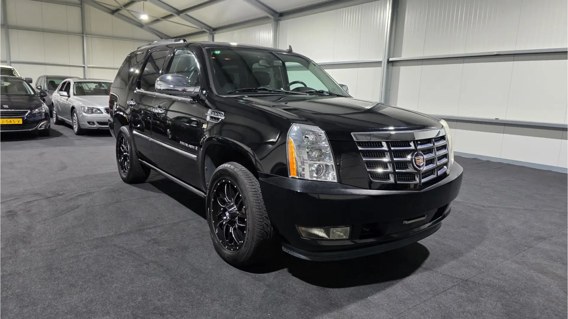 Cadillac Escalade 6.2 V8 Elegance auto wordt verkocht met Japanse Ex - 1