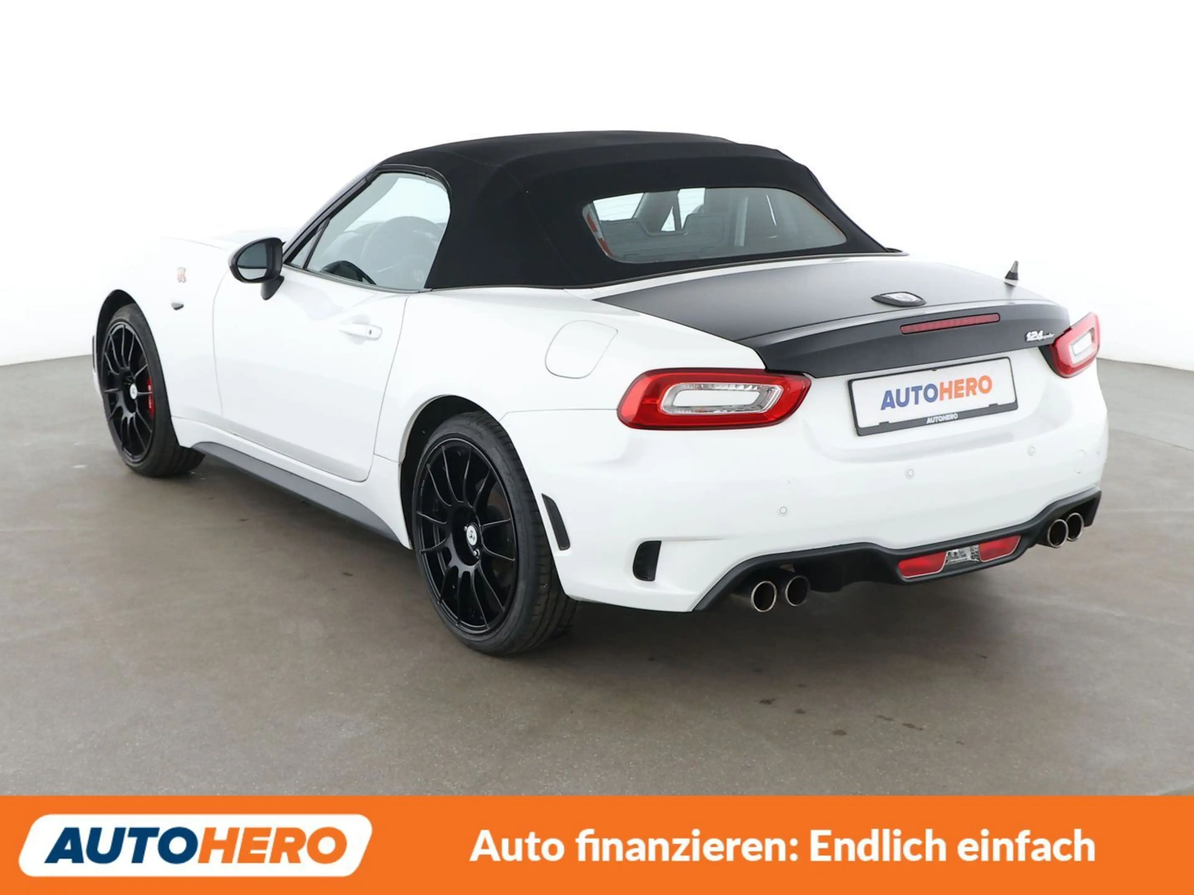 Abarth 124 Spider 1.4 Turbo*NAVI*LED*PDC*SHZ*KLIMA*TEMPO* — photo 4