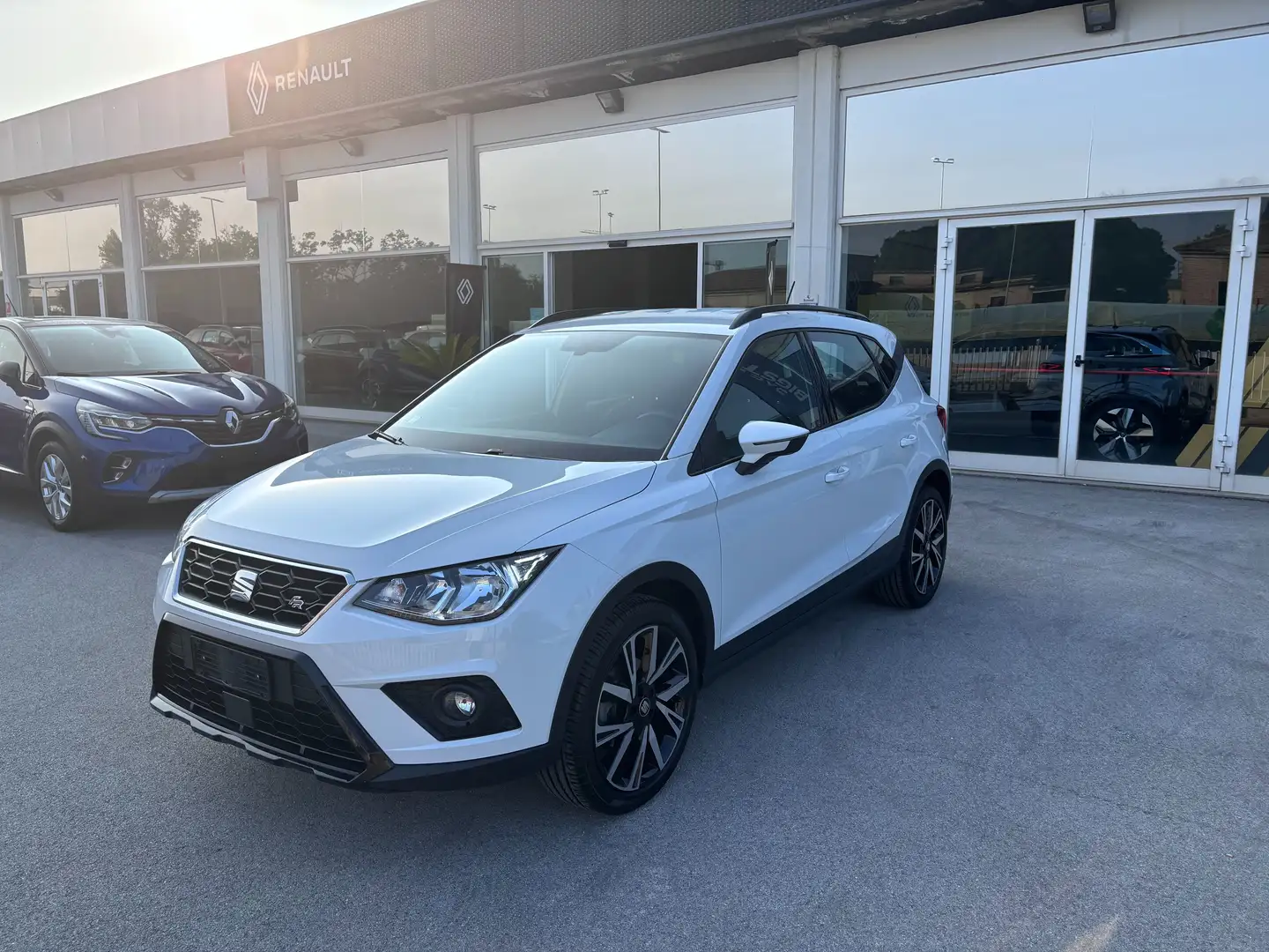 SEAT Arona 1.0 tgi FR 90cv "Metano" Bianco - 1