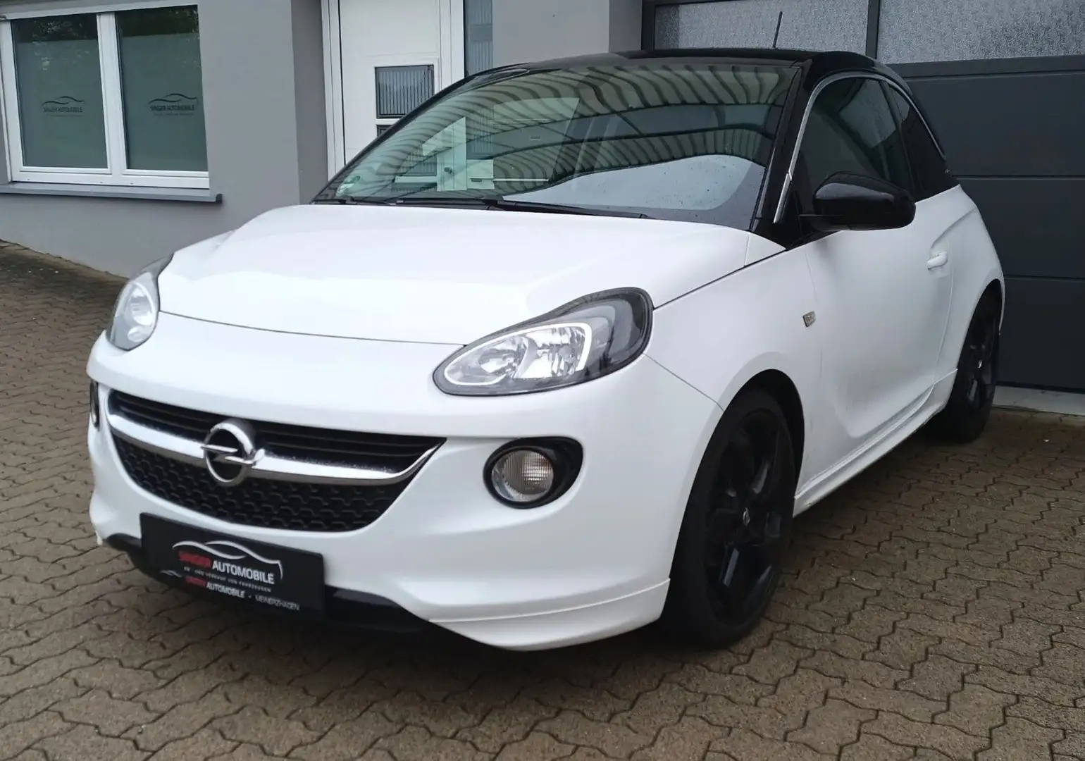 Opel Adam 1.4 OPC-Line *PDC*SHZ*TÜV 04.2026* Weiß - 1