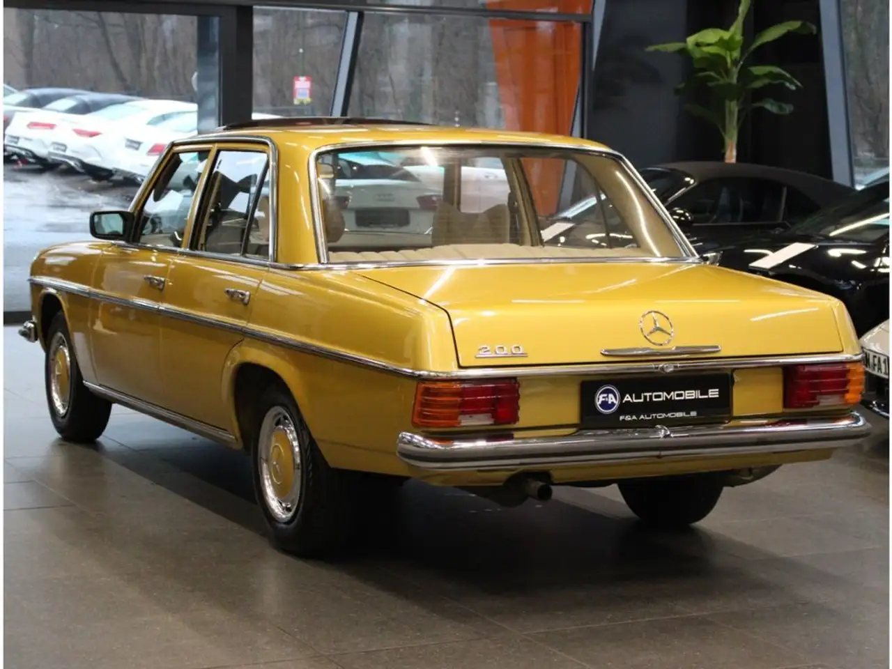 Mercedes-Benz 200 W 115 Strich 8*Voll Restauriert*Note 2+, foto 4