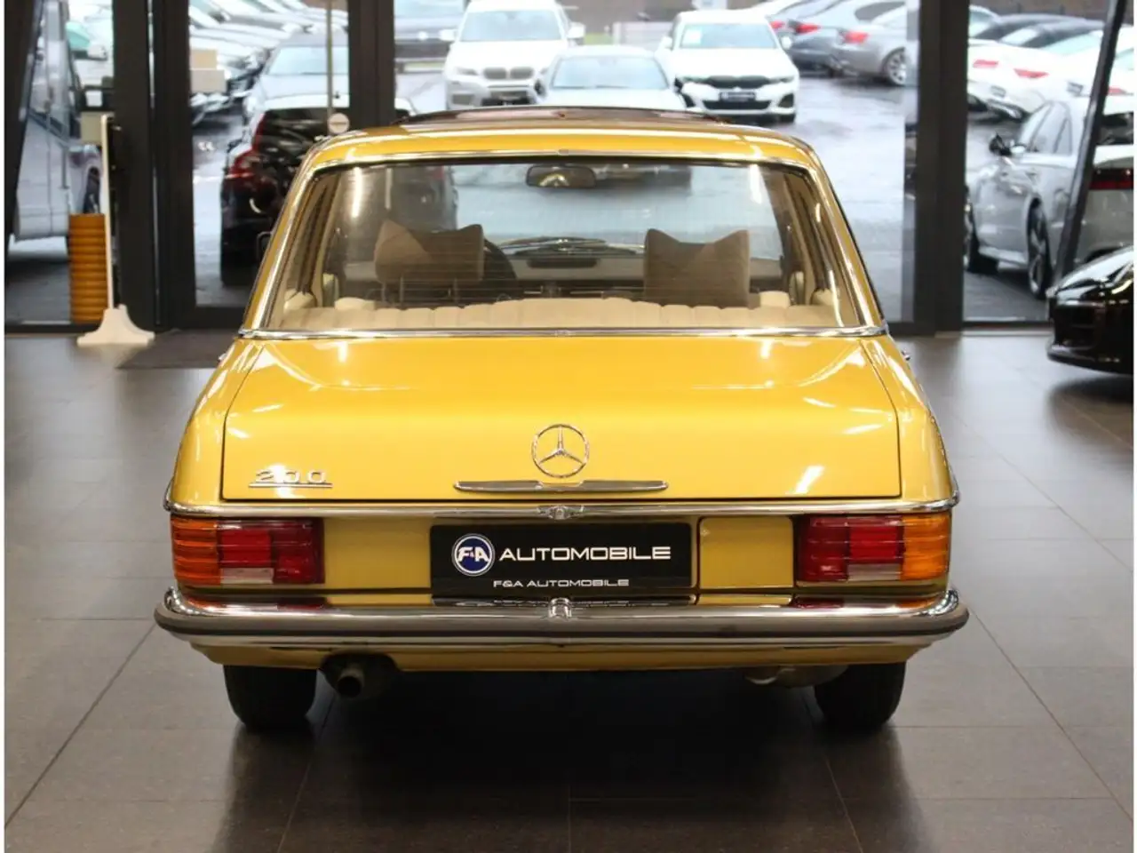 Mercedes-Benz 200 W 115 Strich 8*Voll Restauriert*Note 2+, foto 6