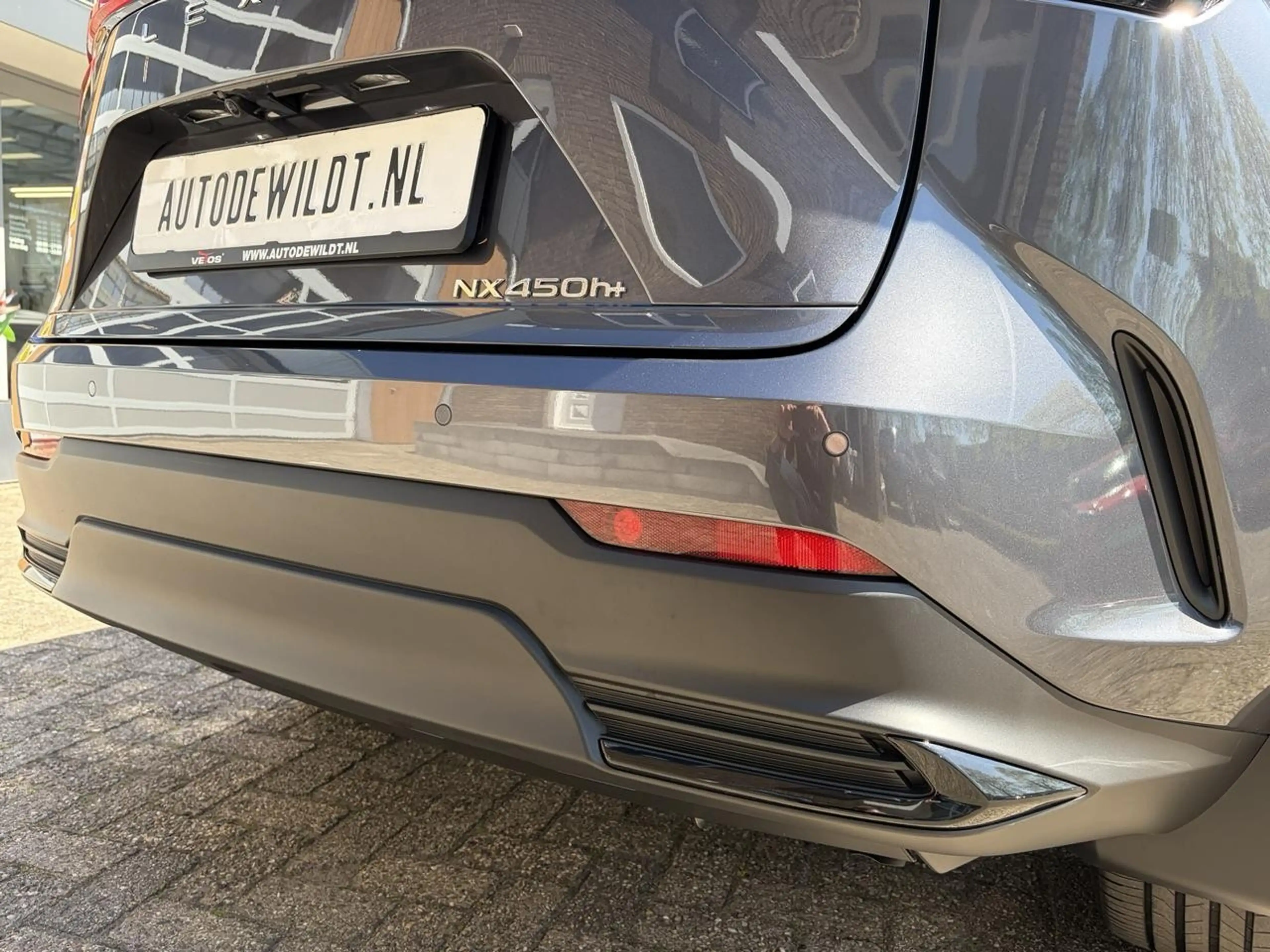 Lexus NX 450h+ AWD EXECUTIVE LINE A/T — photo 9