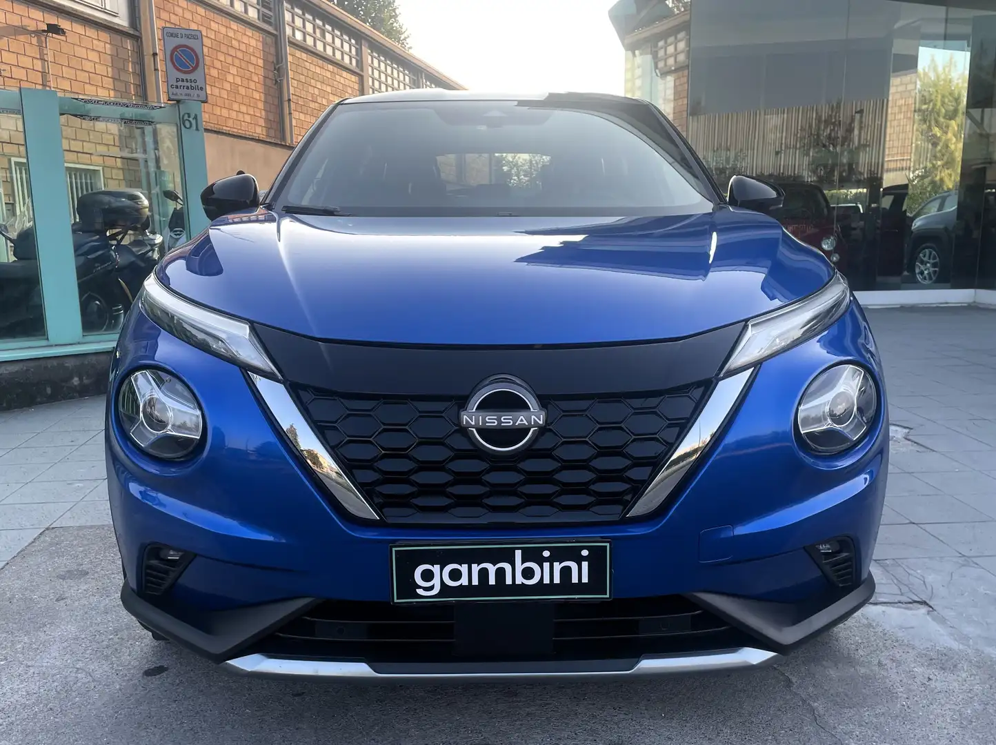 Nissan Juke 1.6 hev N-Design HYBRID Blu/Azzurro - 2
