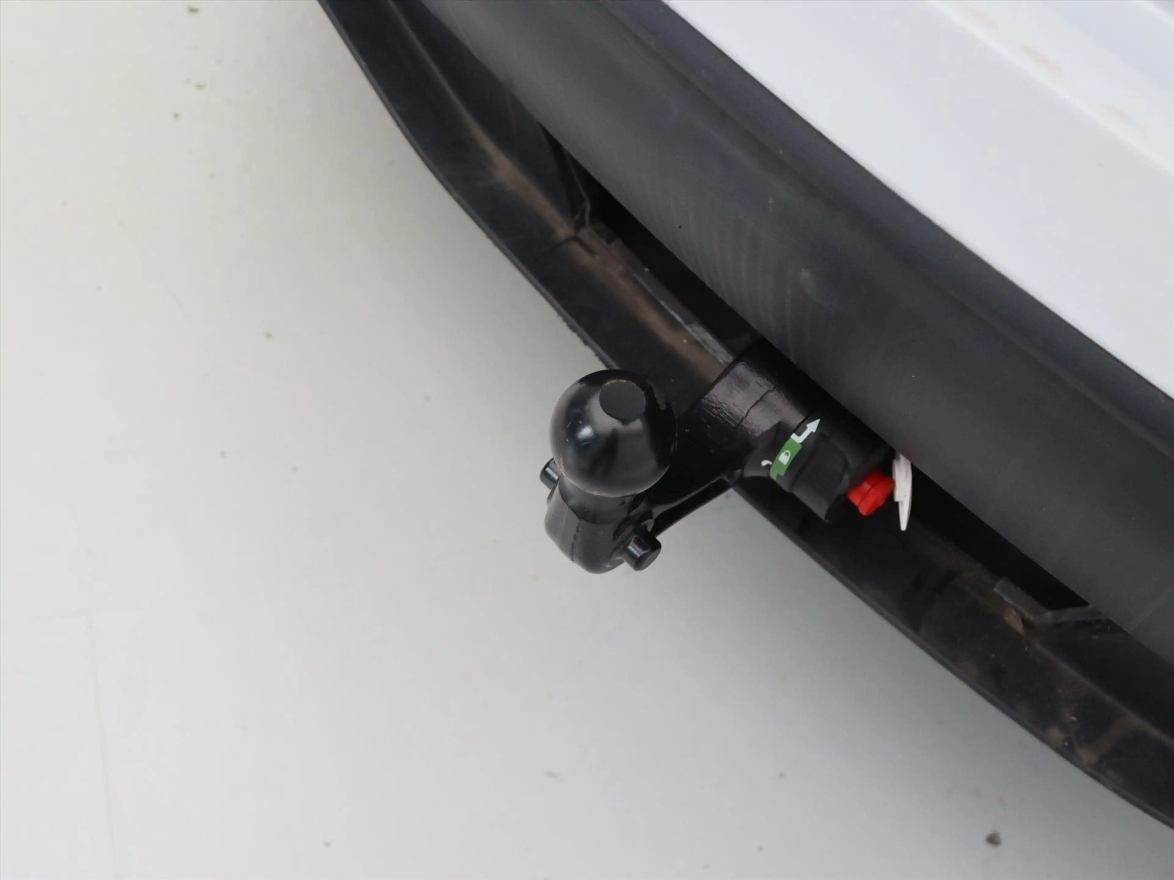 Tesla Model Y Long Range AWD 75kWh 351pk 94.6% SoH [ AMD RYZEN+A — photo 26