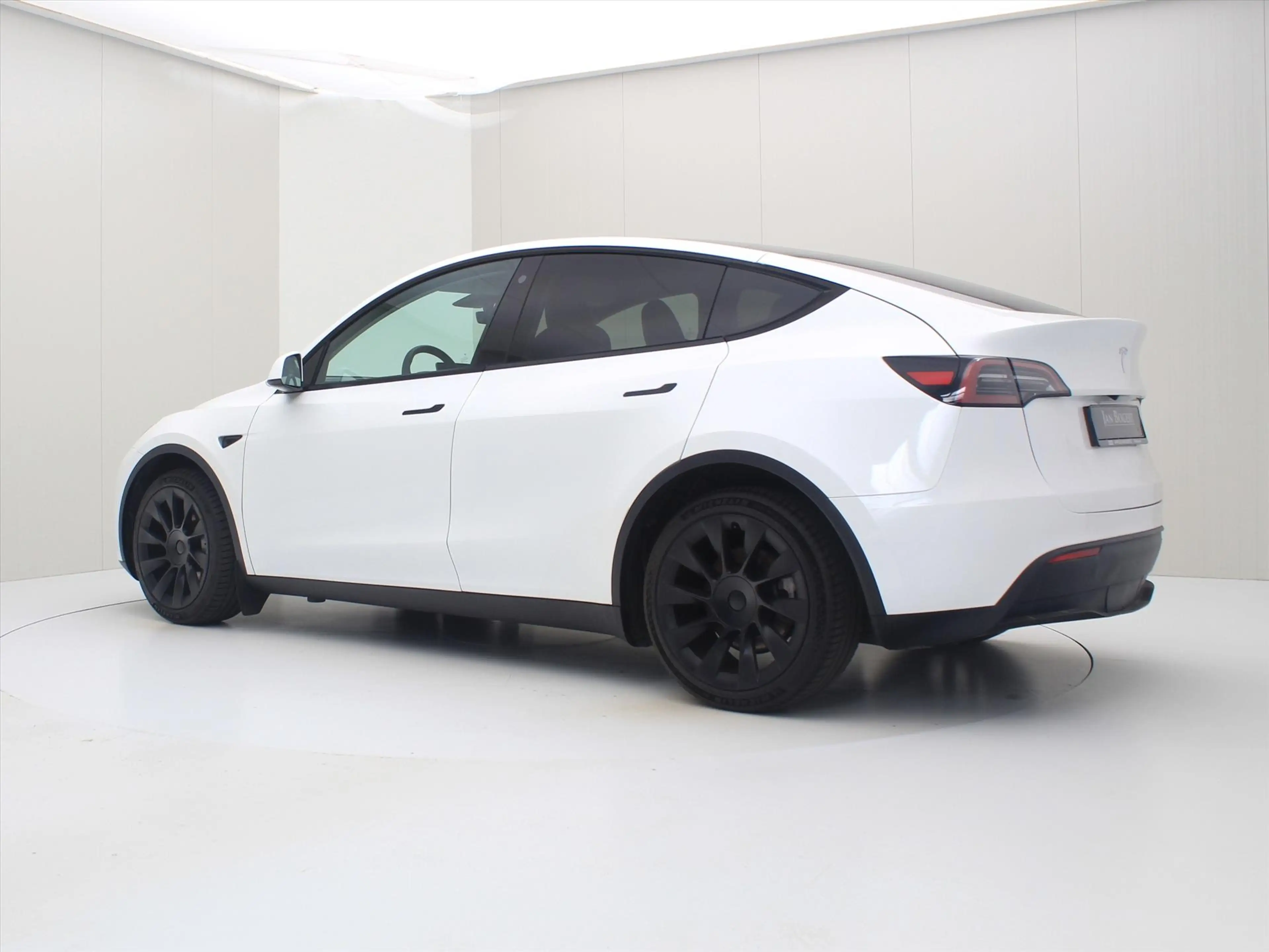 Tesla Model Y Long Range AWD 75kWh 351pk 94.6% SoH [ AMD RYZEN+A — photo 3
